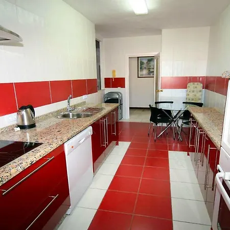 Apartment Rincon Del Mar - Spacious 3 Bedroom With Partial Sea Views Close To Bars And Restaurants -withing Walking Distance To The Beach Of Calahonda - Costa Del Sol