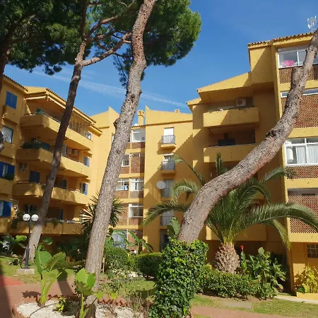 Apartment Rincon Del Mar - Spacious 3 Bedroom With Partial Sea Views Close To Bars And Restaurants -withing Walking Distance To The Beach Of Calahonda - Costa Del Sol Mijas
